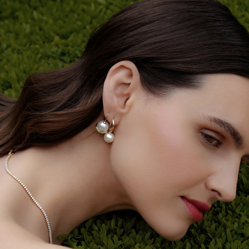 The Pavé Cassis Pearl Dangles